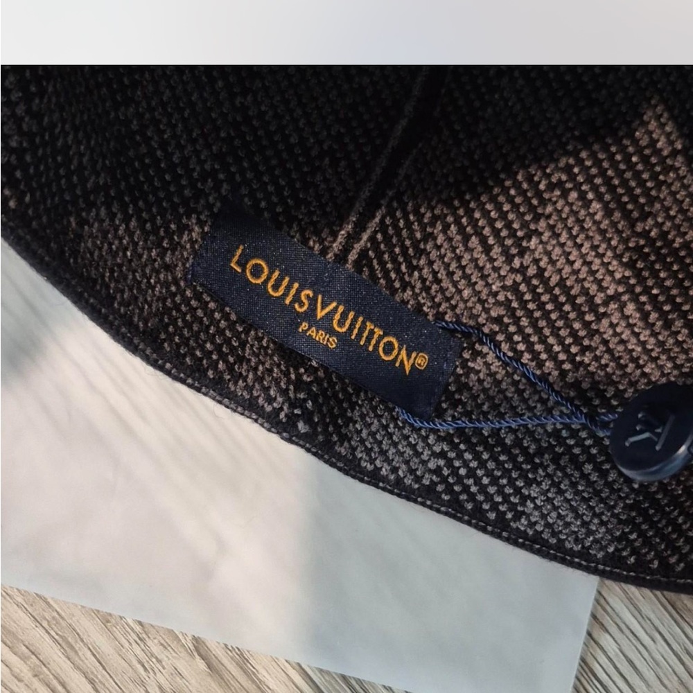 Louis Vuitton Dark Knit Hat - Picture 3 of 5
